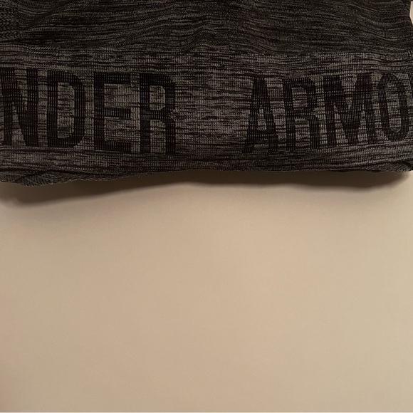 Under Armour (S) knit compression capri black/white/grey leggings - Picture 3 of 4